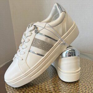 ALDO Women's Valenzia Sneaker Size 7.5 Medium